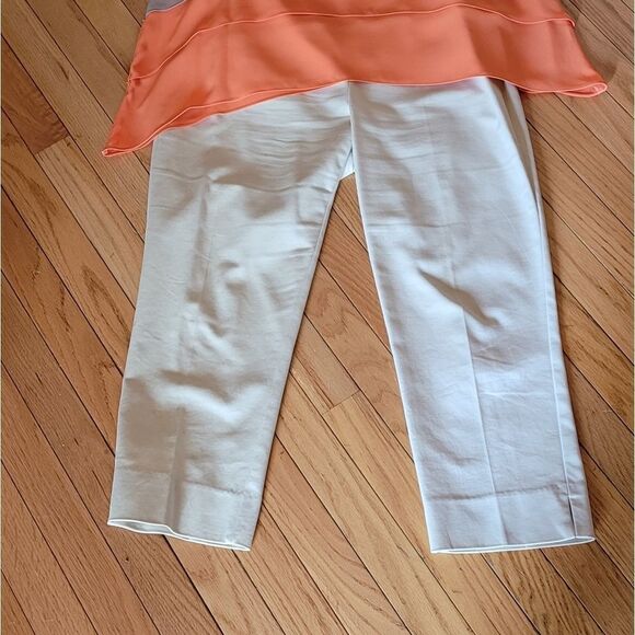 CHICO'S LIGHT KHAKI CAPRI PANTS - Picture 5 of 7